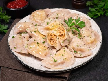 Pierogi z indykiem na mące pełnoziarnistej