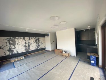 Malowanie agregatem i wałkiem