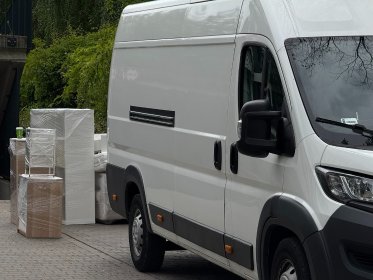 Przeprowadzki firm i biur w Warszawie