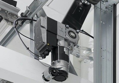 Montaż bram segmentowych, garażowych i przemysłowych