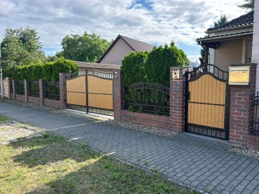 Wykonanie ogrodzeń, bram, furtek