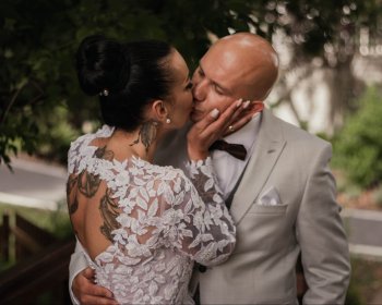 Fotografia ślubna – reportaż i sesje plenerowe. Uchwycę Wasze emocje, spojrzenia i uśmiech