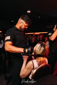 Striptizer na wieczór panieński | Tancerz erotyczny – Warszawa i okolice