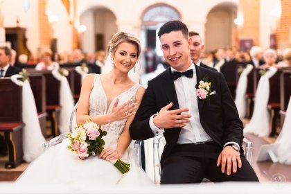 Fotografia ślubna, sesja ślubna,  sesja narzeczeńska, ciężki dym na wesele