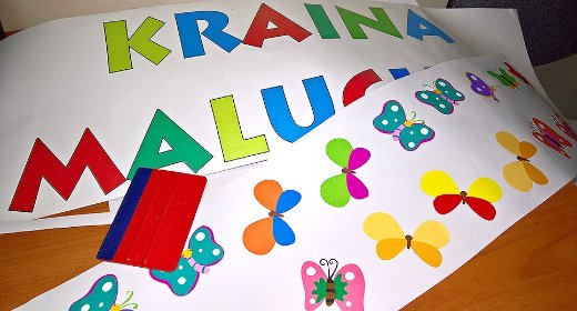 Projekt i druk naklejek i etykiet samoprzylepnych