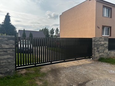 Bramy wjazdowe, przesuwne i skrzydłowe