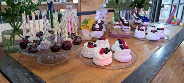 tradycyjne potrawy, elegancka formę podania, dostawa