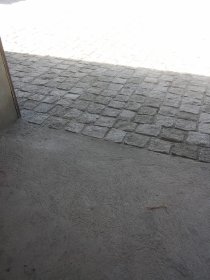 Układanie kostki granitowej