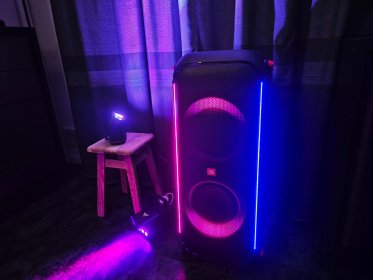 Zestaw imprezowy(Głośnik JBL Partybox 710, JBL Light Beam, Maszyna do dymu)Kaków