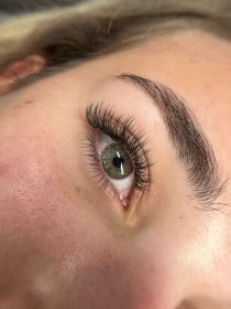 Przedłużanie rzęs 2:1