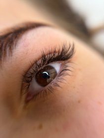 Efekt „Mokre Rzęsy”