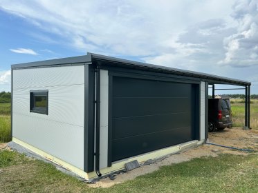 garaż z zintegrowanym carport