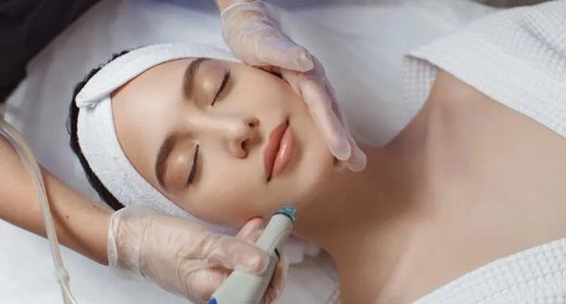 Mikrodermabrazja korundowa