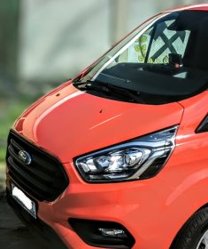 Przewóz osób z licencją.