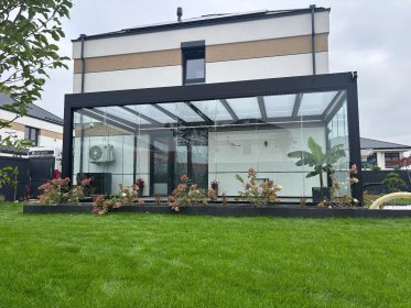 Zadaszenie aluminiowe model PINELA GLASS