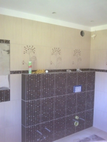 ukladanie glazury,terakoty,zabudowy,gladzie.