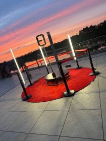 Fotobudka 360 z obsługą.