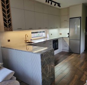 Blat kuchenny z kwarcytu