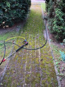 Mycie kostki brukowej