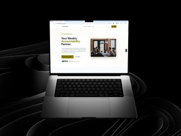 Tworzenie dedykowanych aplikacji webowych (SaaS, panele admina, MVP) i mobilnych