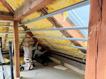 Kompleksowe wykonanie ocieplenia poddasza wraz z suchą zabudową