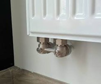 Instalacja Punktu grzewczego przyłacze grzejnika