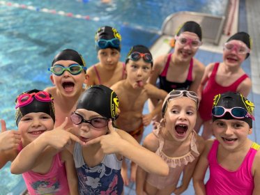 Nauka pływania dla dzieci Włocławek (6–8 lat)