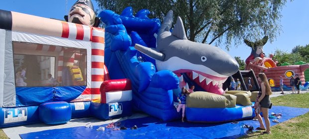 GŁÓWNA ATRAKCJA – DMUCHAŃCE