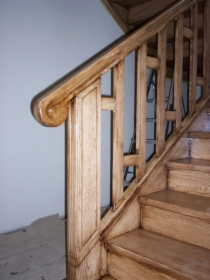 schody, meble drewniane,drzwi