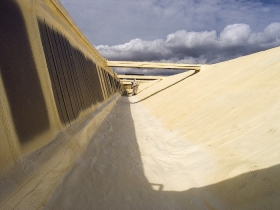 Hydroizolacja dachu pianką poliuretanową