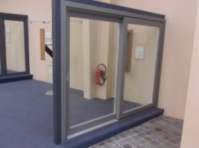 Drzwi przesuwne-nowoczesność-wygoda-bezpieczeństwo