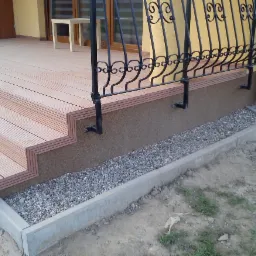 Tarasy z kompozytu drewna