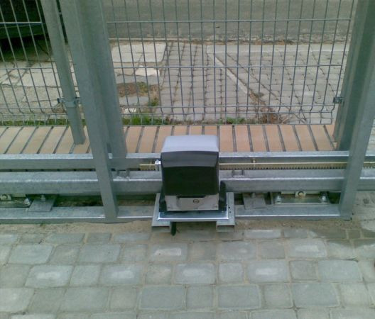 Automatyka bramy przesuwnej