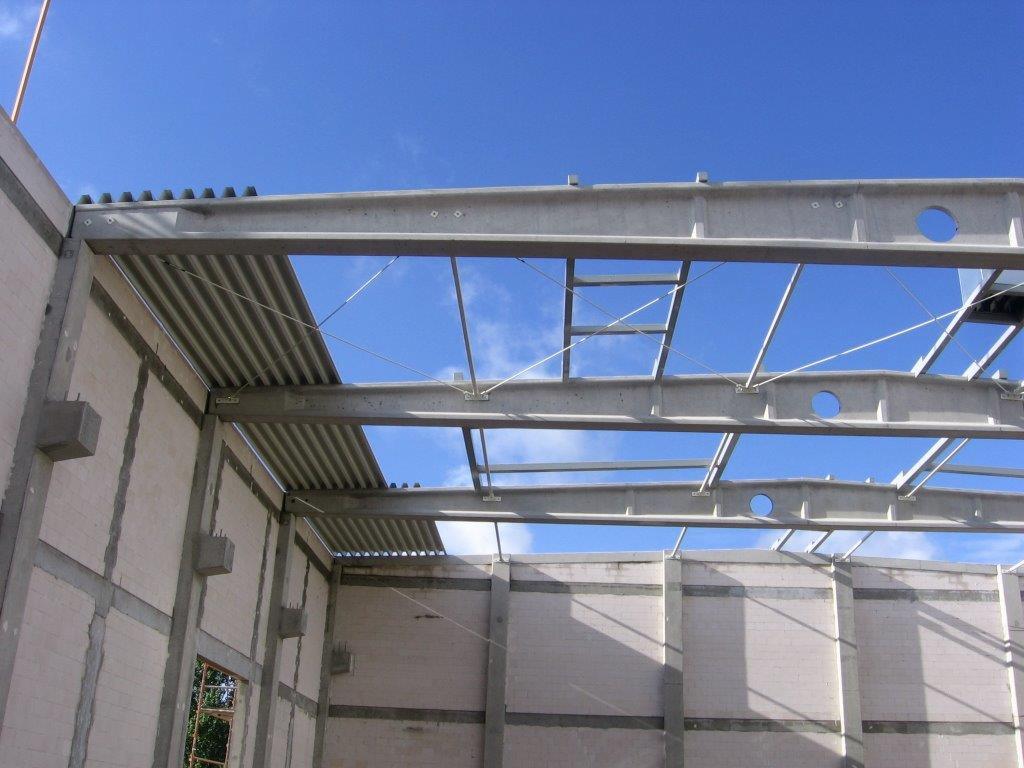 Tulplast - montaż blachy trapezowej