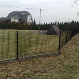 ogrodzenia montaz ogrodzen ploty parkan siatki ogrodzeniowe panele ogrodzeniowe