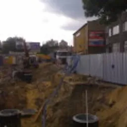 sieci wodociągowe ,sieci kanalizacyjne,sieci gazowych,roboty drogowe i brukarskie,