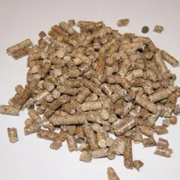 Sprzedam pellet drzewny.