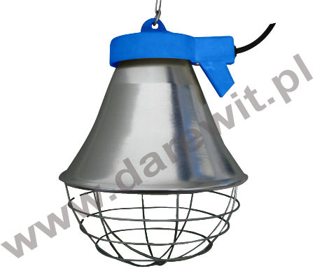 Metalowa oprawa promiennika podczerwieni z niebieskim uchwytem i siatką ochronną, zawieszona na łańcuszku.