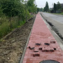 Budownictwo Drogowe, Budowa Chodników, Placów i Parkingów, Maszynowe Układanie Kostki Brukowej