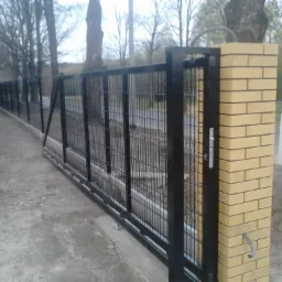 ogrodzenia panelowe ogrodzenia przemyslowe ogrodzenie z siatki