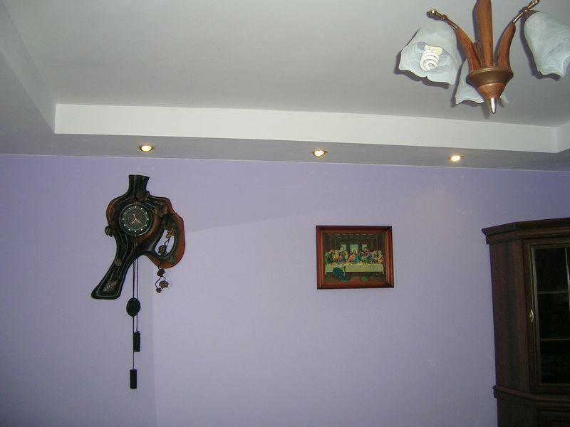 Montaż sufitów podwieszanych na stelażu