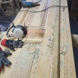 Renowacja drewnianych drzwi w realizacji. Więcej naszych prac mozna zobaczyc na fb renowacja mebli Dagmara Szczepaniak.