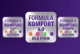 Grafika reklamowa z trzema srebrnymi kwadratami na fioletowym tle, prezentująca różne warianty Formuły Komfort dla Firm, z kolorowymi kropkami poniżej napisów.