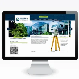 Ekran komputera prezentuje stronę internetową firmy Geostate z branży geodezji i nieruchomości. Widoczne logo, menu, aktualności i oferta firmy.