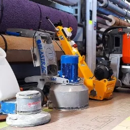 maszyny wykorzystywane do czyszczenia podłóg ,szlifowania i frezowania bethonu