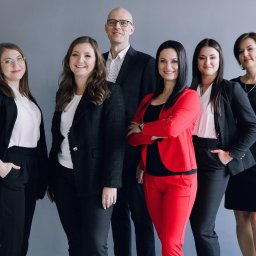 Nasz zespół: Monika, Ewa, Wojtek, Kasia, Klaudia i Halinka - Zapraszamy do współpracy :)