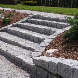 ułożenie kostki brukowej