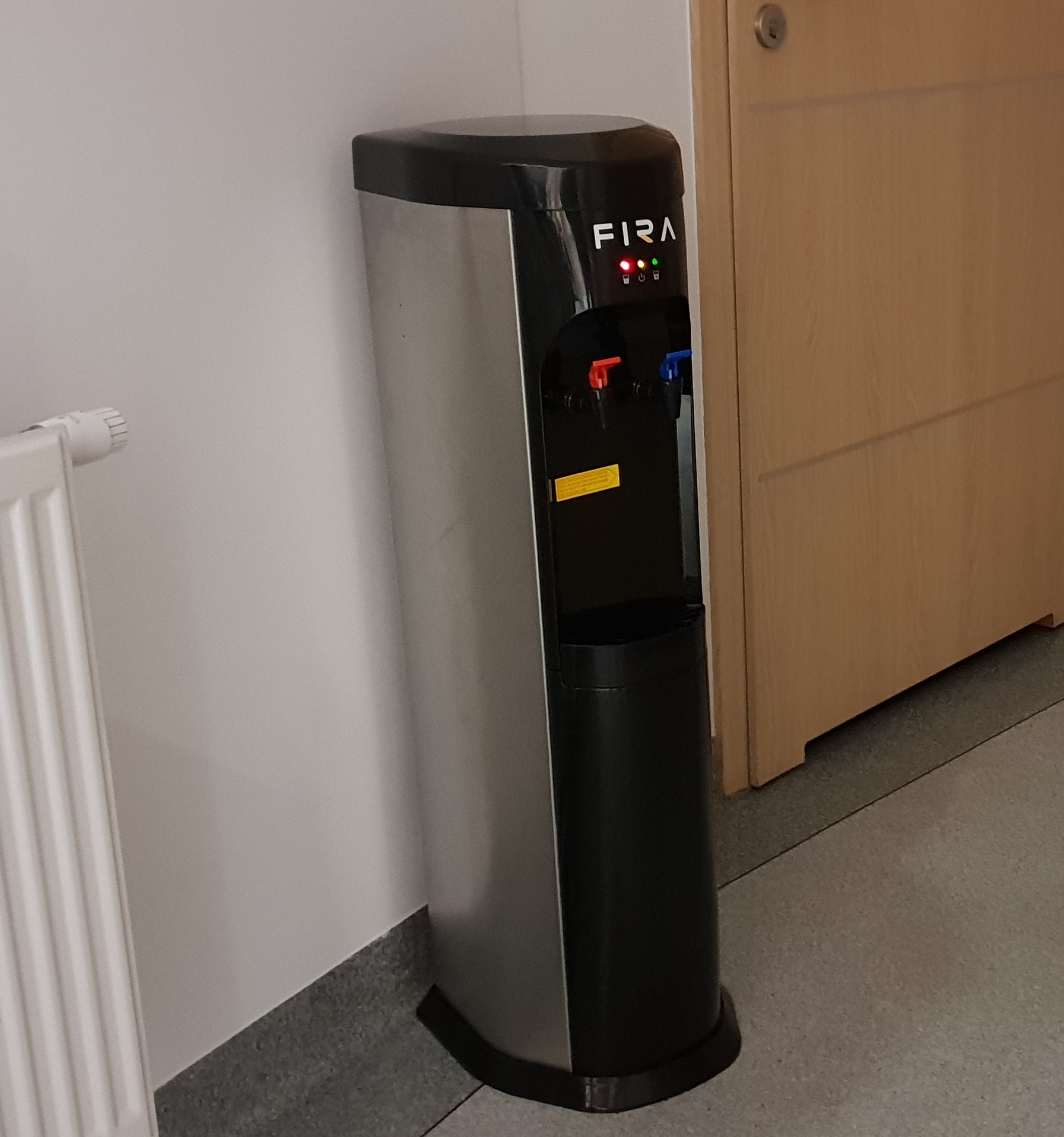 Fira HC dystrybutor do wody filtrowanej