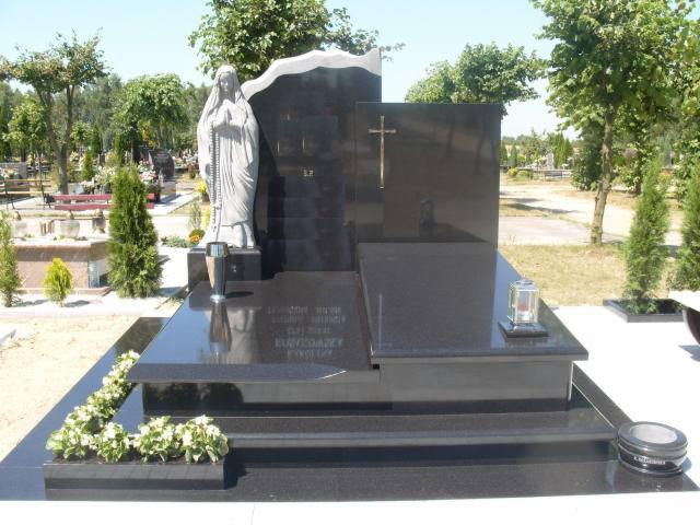 pomniki,parapety,schody,blaty,kominki,posadzki granitowe