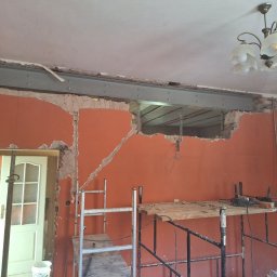 Rozbiórki i wyburzenia kompleksowo - Montaż podciągu